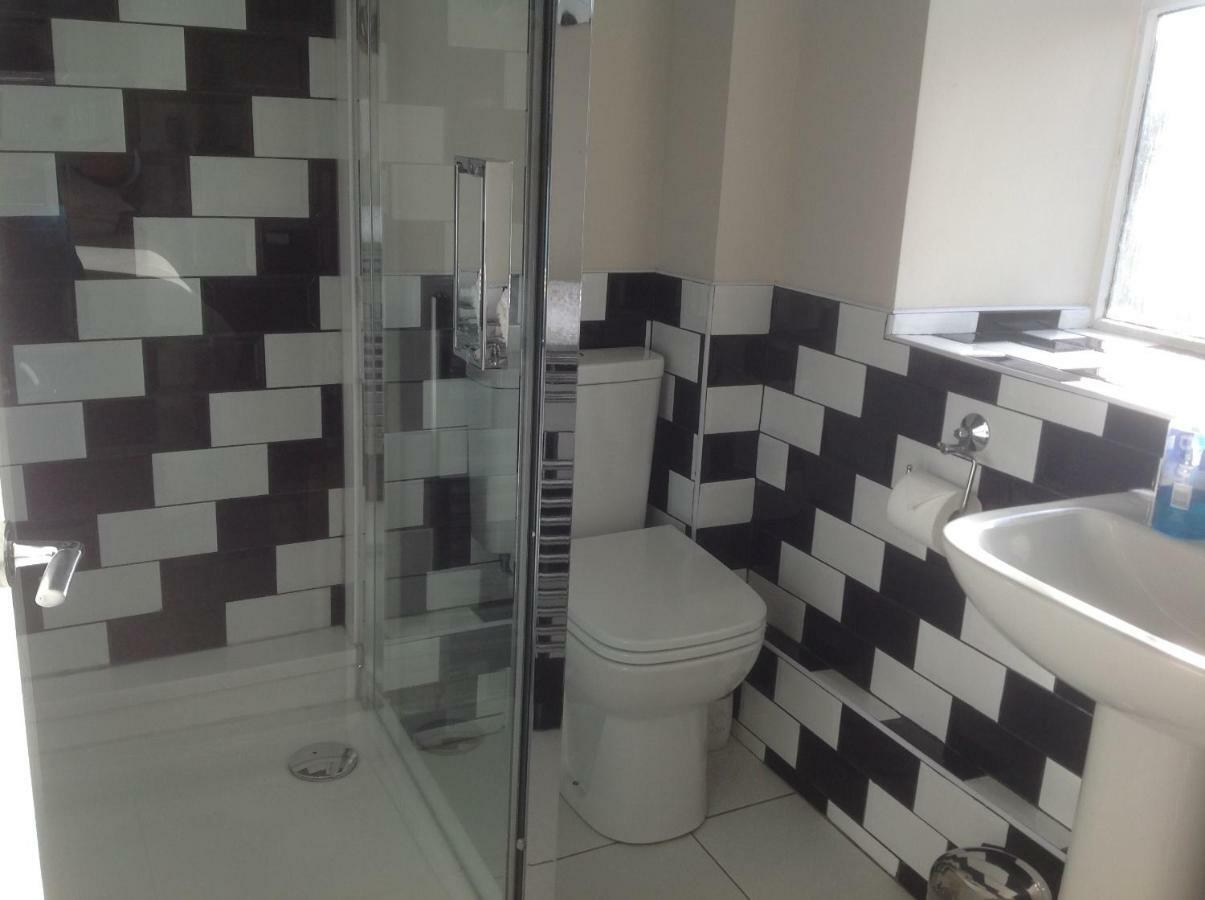 ברנלי The Guest House Worsthorne מראה חיצוני תמונה